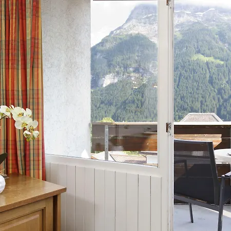 ダービー　スイス　クオリティ　ホテル 3*